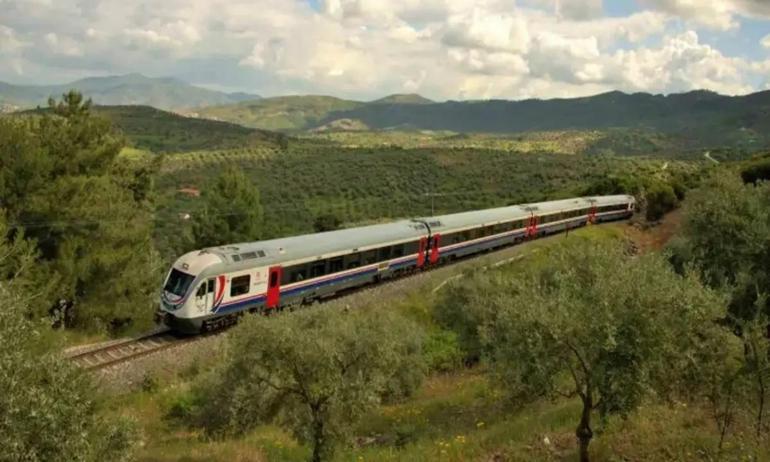 Denizli tren saatleri güncellendi: Yeni liste istasyonlara asıldı