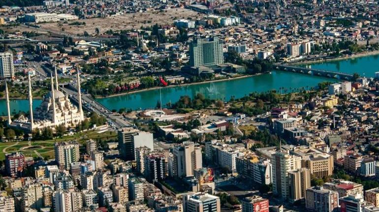 Adanalılar isyan etti Toplu taşıma bekleyenlerin kabusu oldu