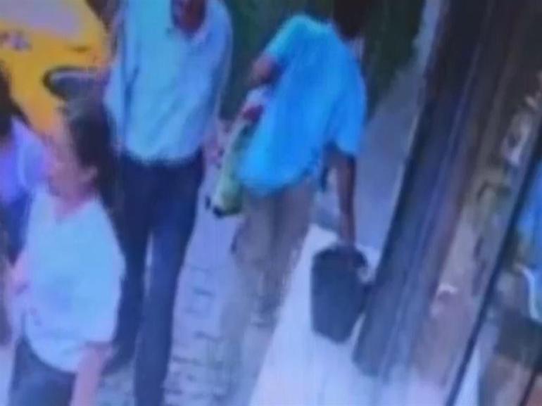 Beyoğlunun korkulu rüyası yakalandı: Yankesicilik yaparken görüntülendi