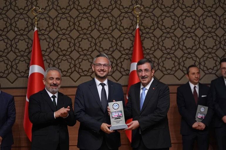 Anadolu Medya Ödülleri’nde Demirören Medya’ya 3 ödül