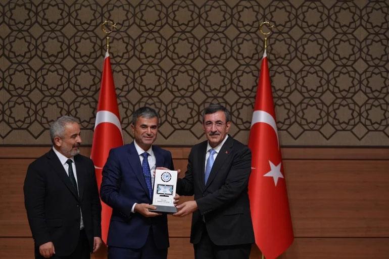 Anadolu Medya Ödülleri’nde Demirören Medya’ya 3 ödül