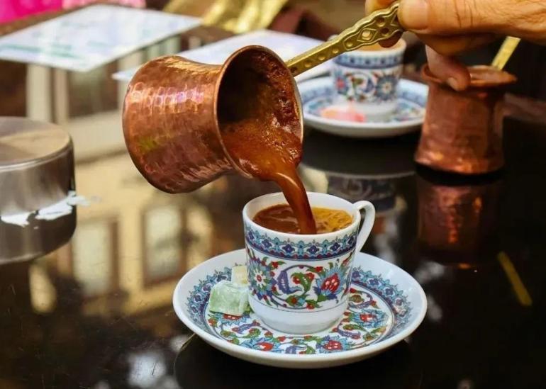 5 liraya çay, 15 liraya kahve satacak 81 ile örnek olacak mekan