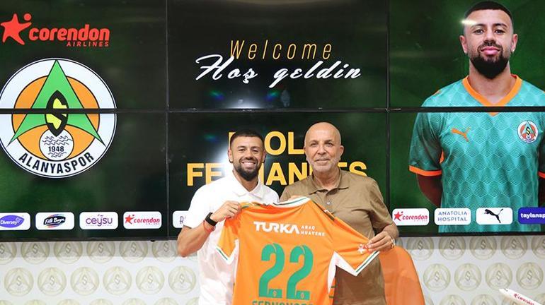 Manchester Cityde oynadı, Süper Lig ekibine transfer oldu