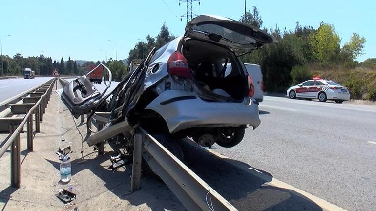 Şile Yolu’nda korkutan kaza: Bariyerlere çarpan sürücü yaralandı