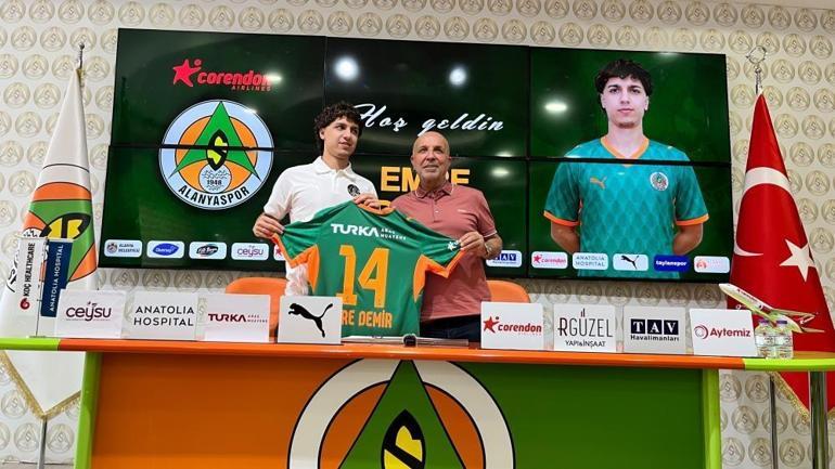 Fenerbahçenin genç yıldızı Alanyaspora transfer oldu