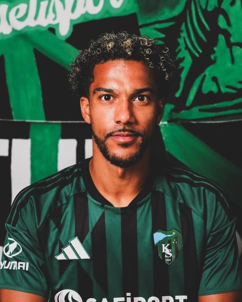 Kocaelispordan forvet bombası 95 gol atan Fransız imzayı attı