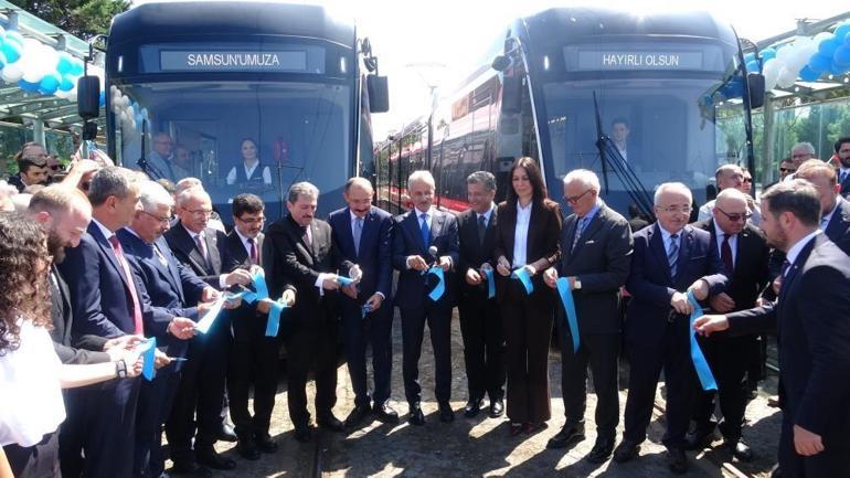 Toplu ulaşım ağını güçlendirecek Samsunda 2 yeni tramvay hizmete girdi