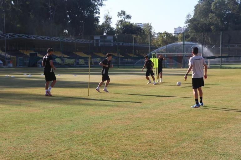 Adana 01 FK dolu dizgin geliyor Menderes Kutlu itiraf etti: Tek Adana takımı biziz