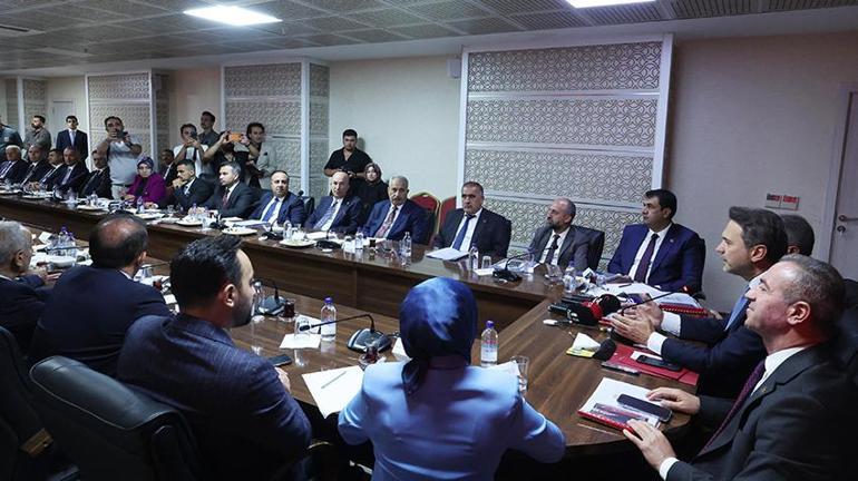Bakan Bayraktar: Hakkari madencilikte merkez olacak