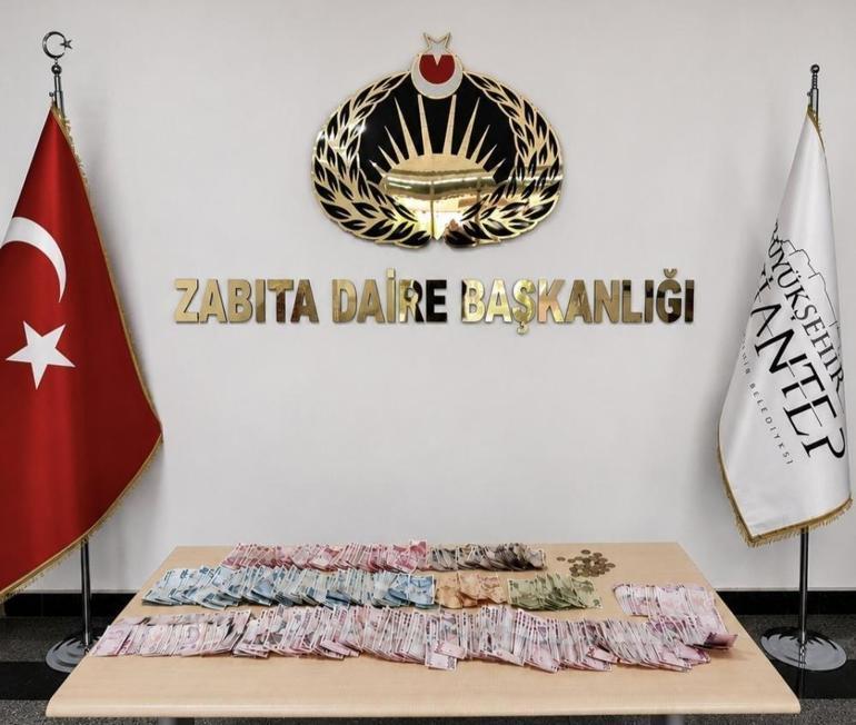 Dilencinin üzerinden binlerce lira çıktı Görenler bu kadarı da pes dedi