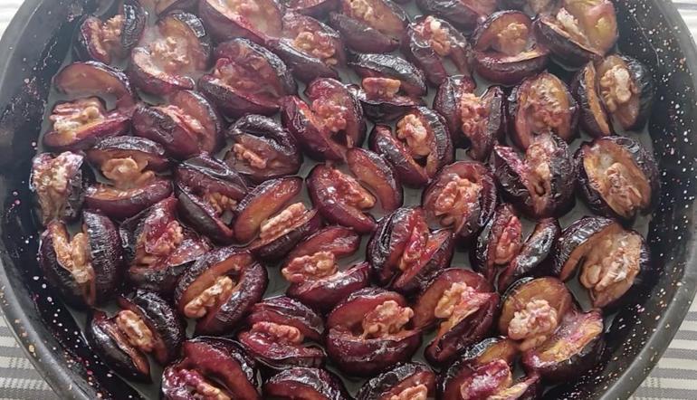 Dalında fiyatı 4 liraya düştü Üretici çareyi kışlık tatlıya dönüştürmekte buldu