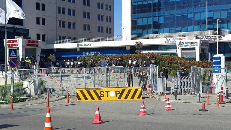 Ataşehir Belediyesi AK Partiye geçti Cumhur İttifakının adayı Serdar Orhan başkanvekili seçildi