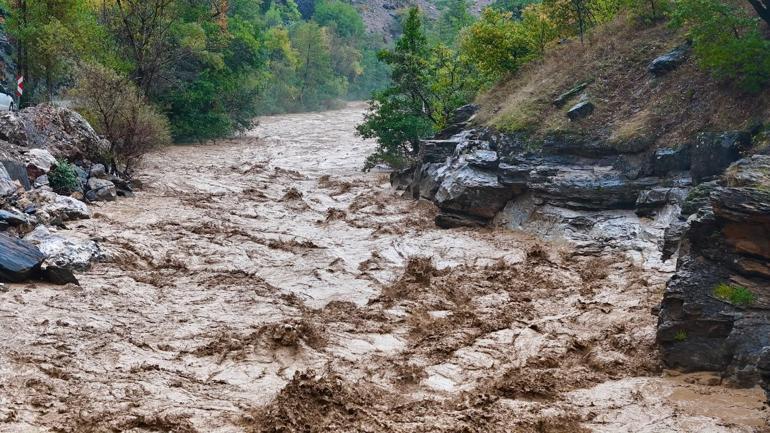 Elazığ-Tunceli sınırında alarm Valilik uyardı: Uzak durun