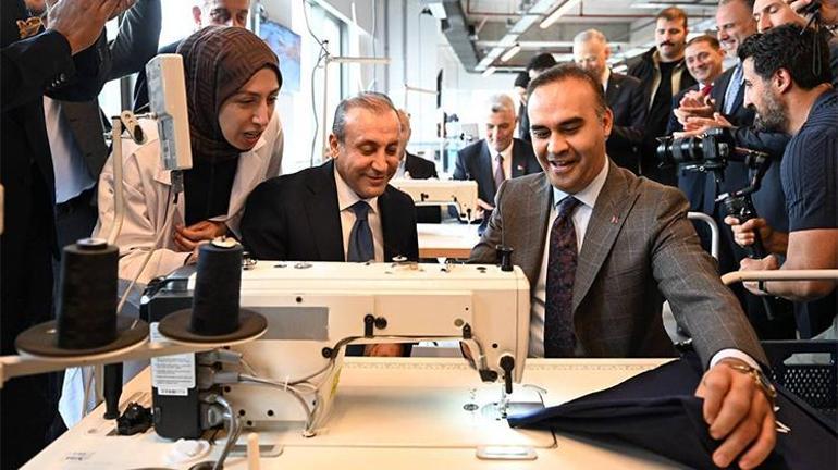 İHKİB İnovasyon ve Tasarım Merkezi hizmete açıldı Bakan Kacır: Türkiyenin önceliği yatırımdır, üretimdir
