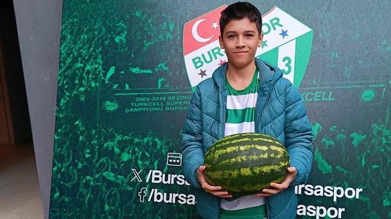 Bursasporda Kelechi Iheanacho istedi, arabasının bagajına 16 tane koyup getirdi