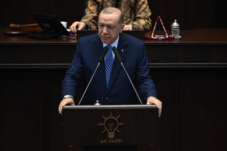 Cumhurbaşkanı Erdoğandan Özgür Özele tepki: Hayırdır kiminle savaştasınız
