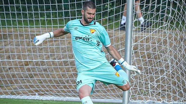 Göztepede Stanimir Stoilov kadro dışı bırakınca fırsat doğdu