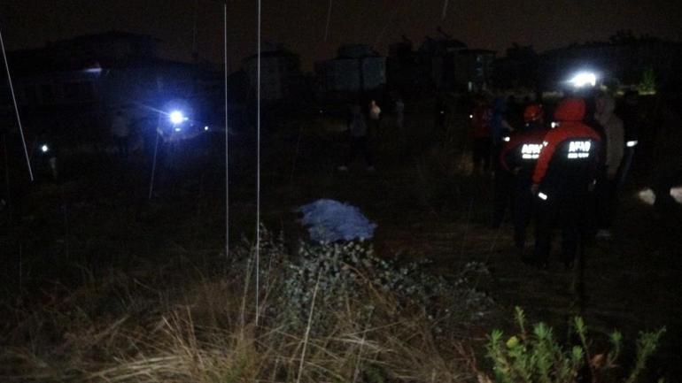 Antalyada hortum konteyneri vurdu Faciada 4 işçi öldü, 1 işçi yaralandı