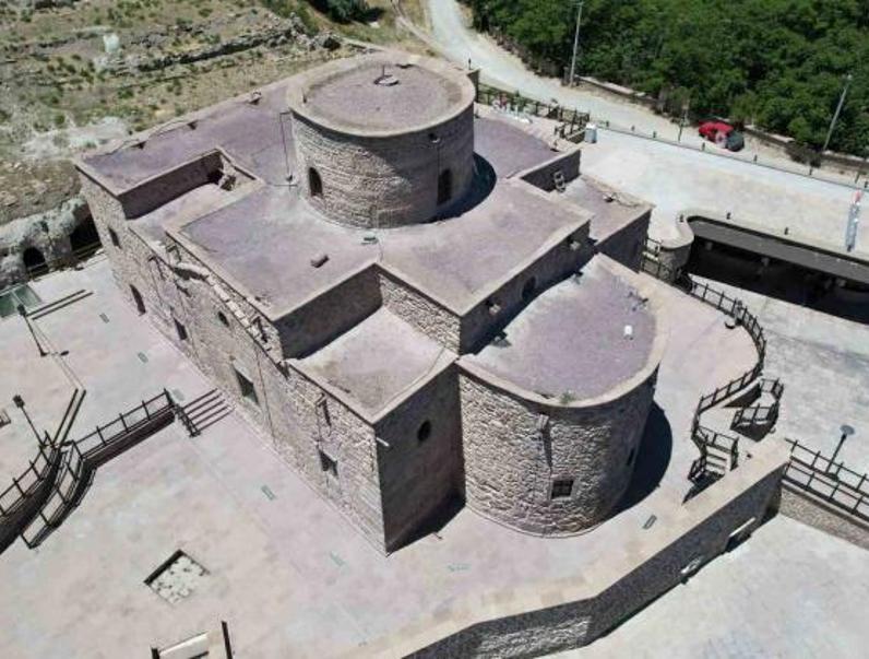 Şanlıurfa'daki kiliseler ve manastırlar