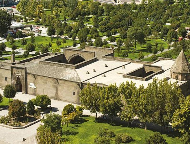 Gevher Nesibe Şifahanesi ve Tıp Tarihi Müzesi