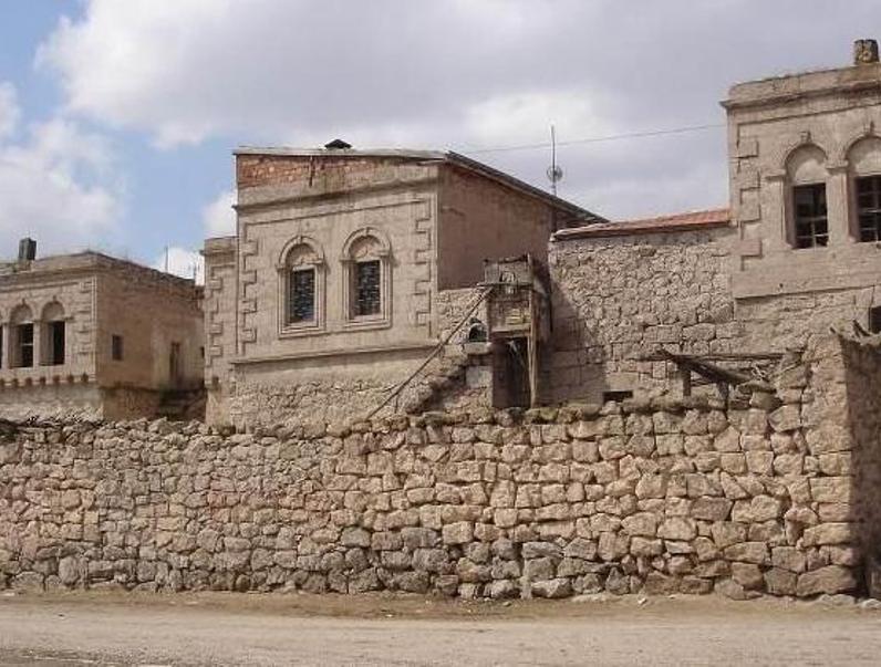 Demirci Taş Yokuşu ve Demirci Evleri