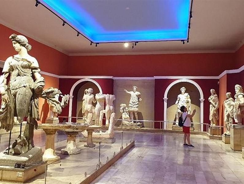 Antalya'da Müze & Sanat Merkezleri