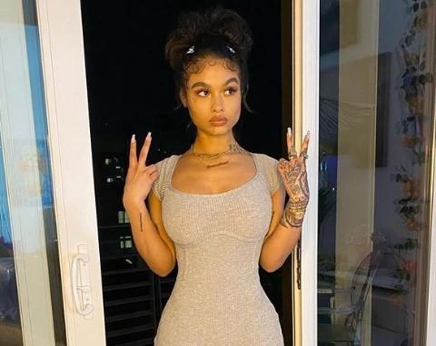 Yatak pozları olay oldu! | India Westbrooks - Vatan Gazetesi Magazin