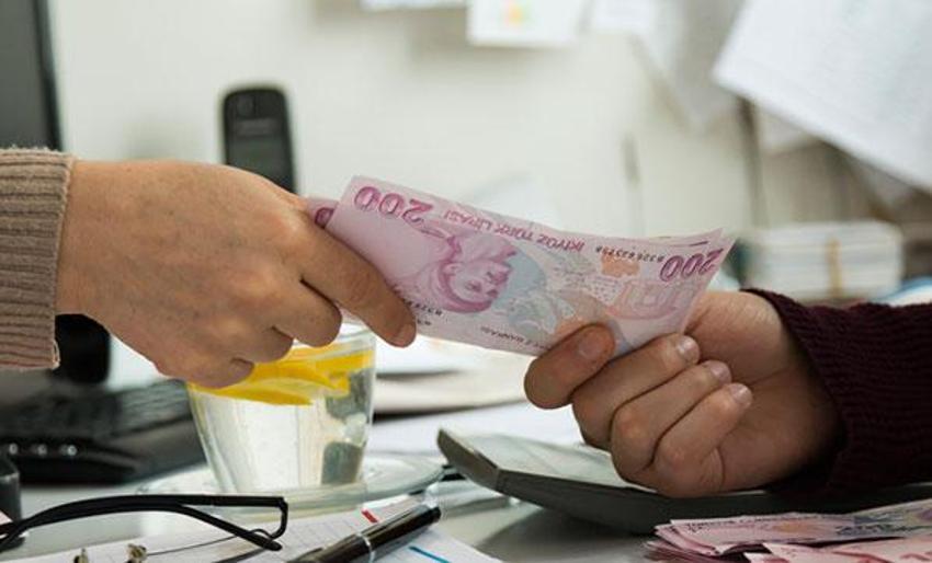Hangi bankalar kredi erteliyor? Kredi erteleme kaç ay yapılır?