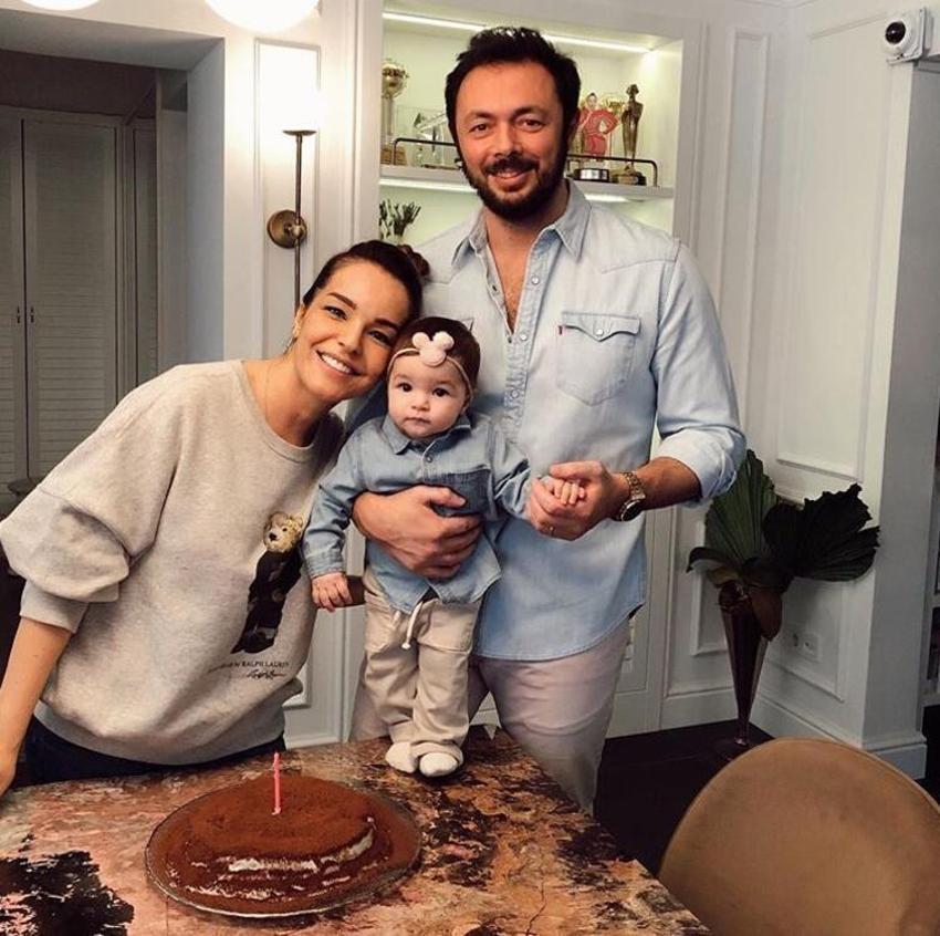 Bengü'den doğum günü pozu