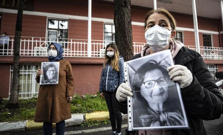 Corona virüsten hayatını kaybeden Prof. Dr. Öz için Cerrahpaşa'da 1 dakikalık saygı duruşu
