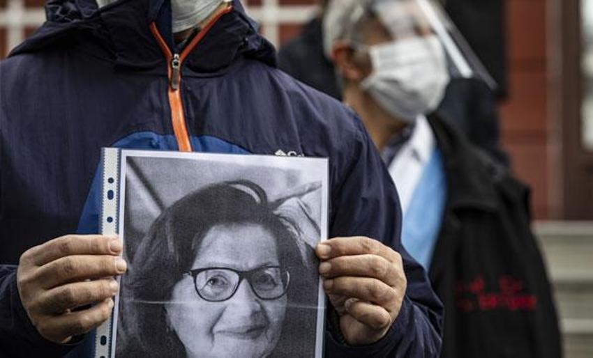 Corona virüsten hayatını kaybeden Prof. Dr. Öz için Cerrahpaşa'da 1 dakikalık saygı duruşu