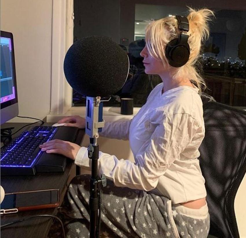 Courtney Stodden karantinayı böyle deldi!