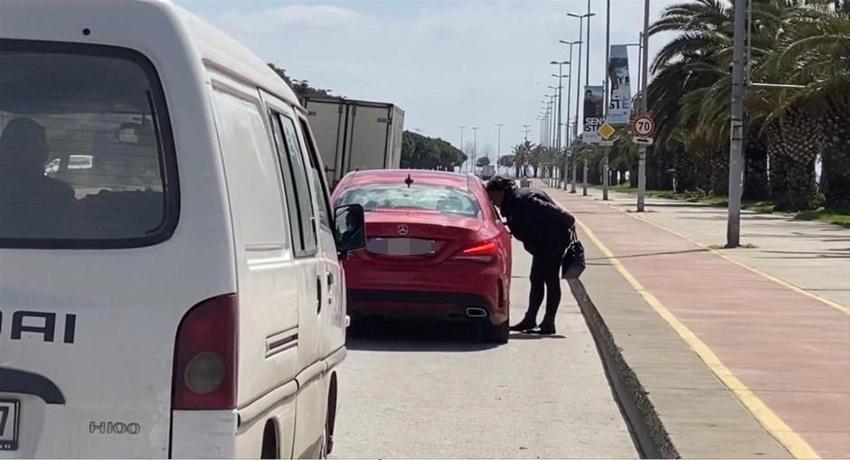 İstanbul'da gündüz vakti fuhuş pazarlığı!