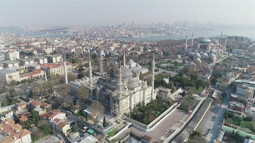 Sokağa çıkma yasağının ardından İstanbul'da ilk sabah!