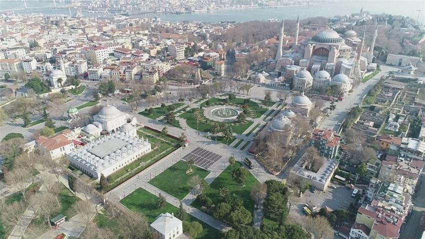 Sokağa çıkma yasağının ardından İstanbul'da ilk sabah!