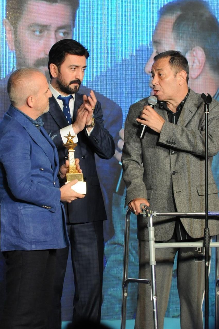 Gözyaşları Oya için