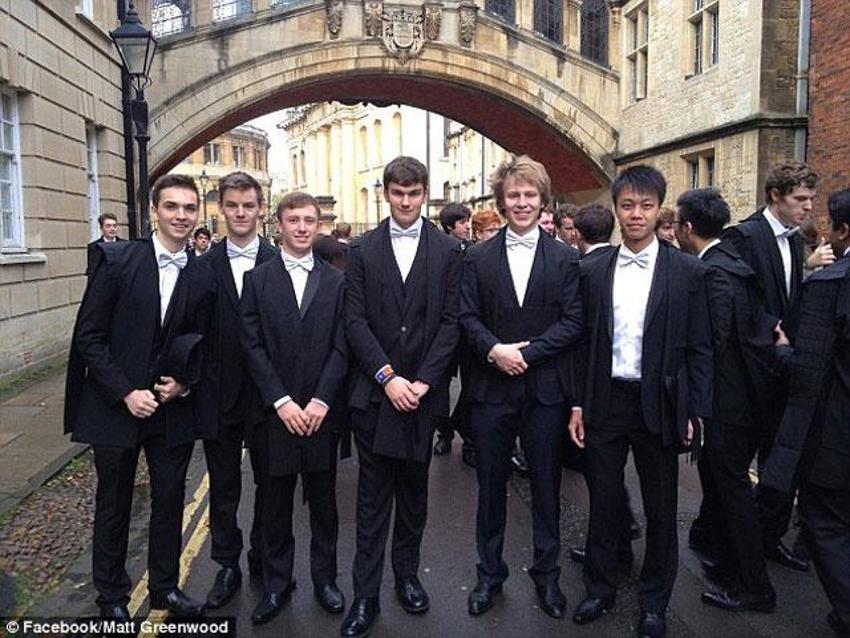 Kanserli Oxford öğrencisinin arkadaşlarından büyük vefa