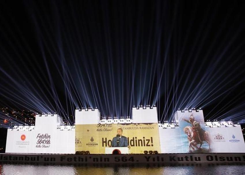 İstanbul'un Fethi'nin 564. yılında muhteşem görüntüler!