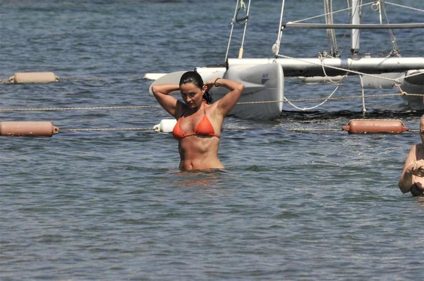 Betül Şahin tatilde