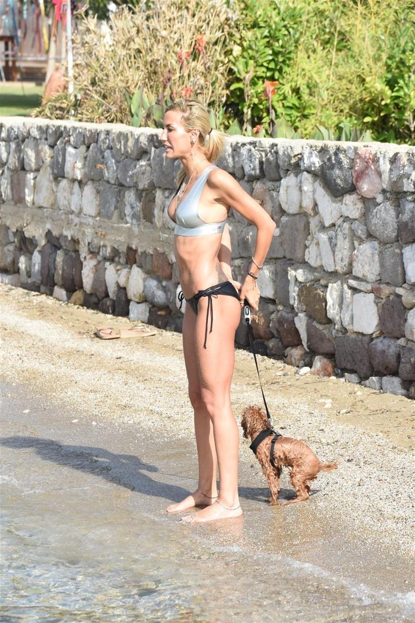 Kim der iki çocuk annesi!