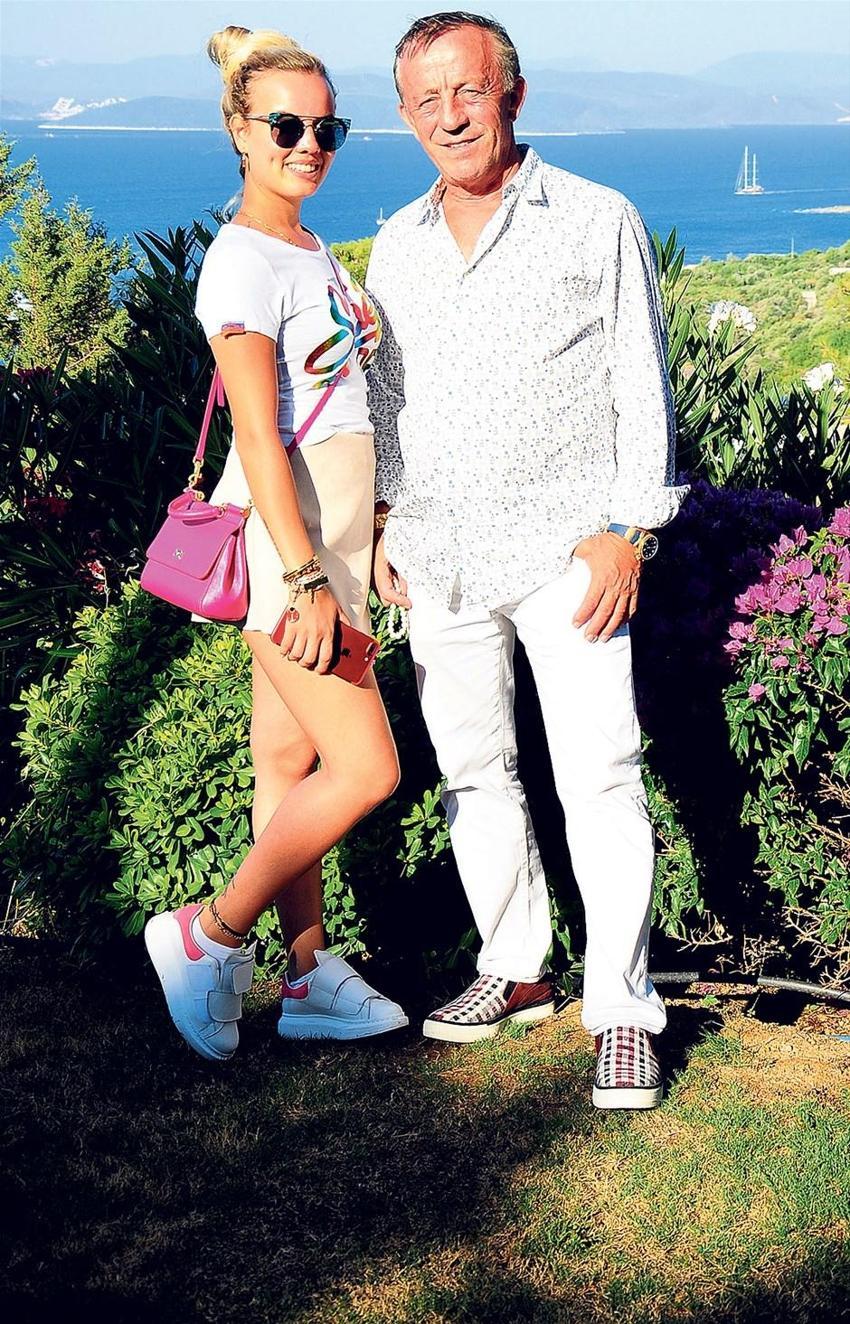 Ali Ağaoğlu'nun aşk tatili...