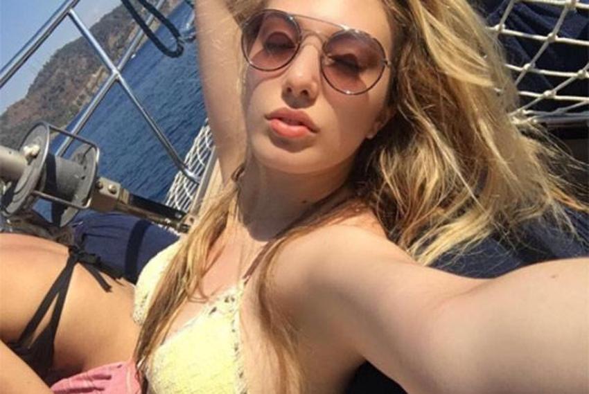 Yasmin Erbil'den nefes kesen pozlar!