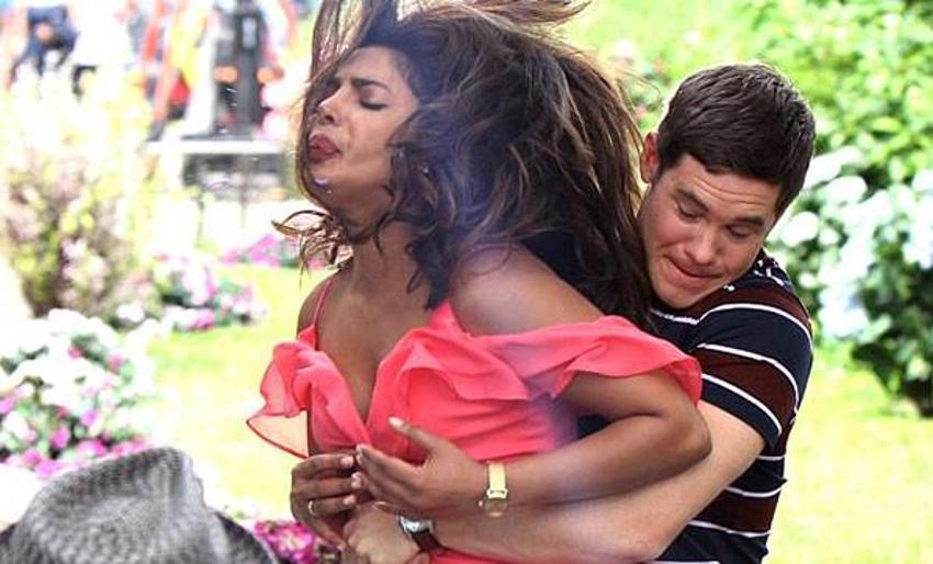 Priyanka Chopra böyle yakalandı!
