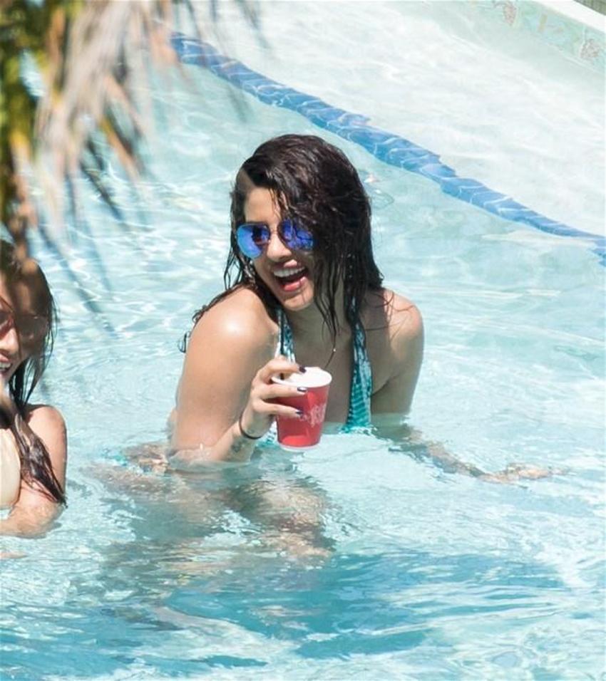 Priyanka Chopra böyle yakalandı!