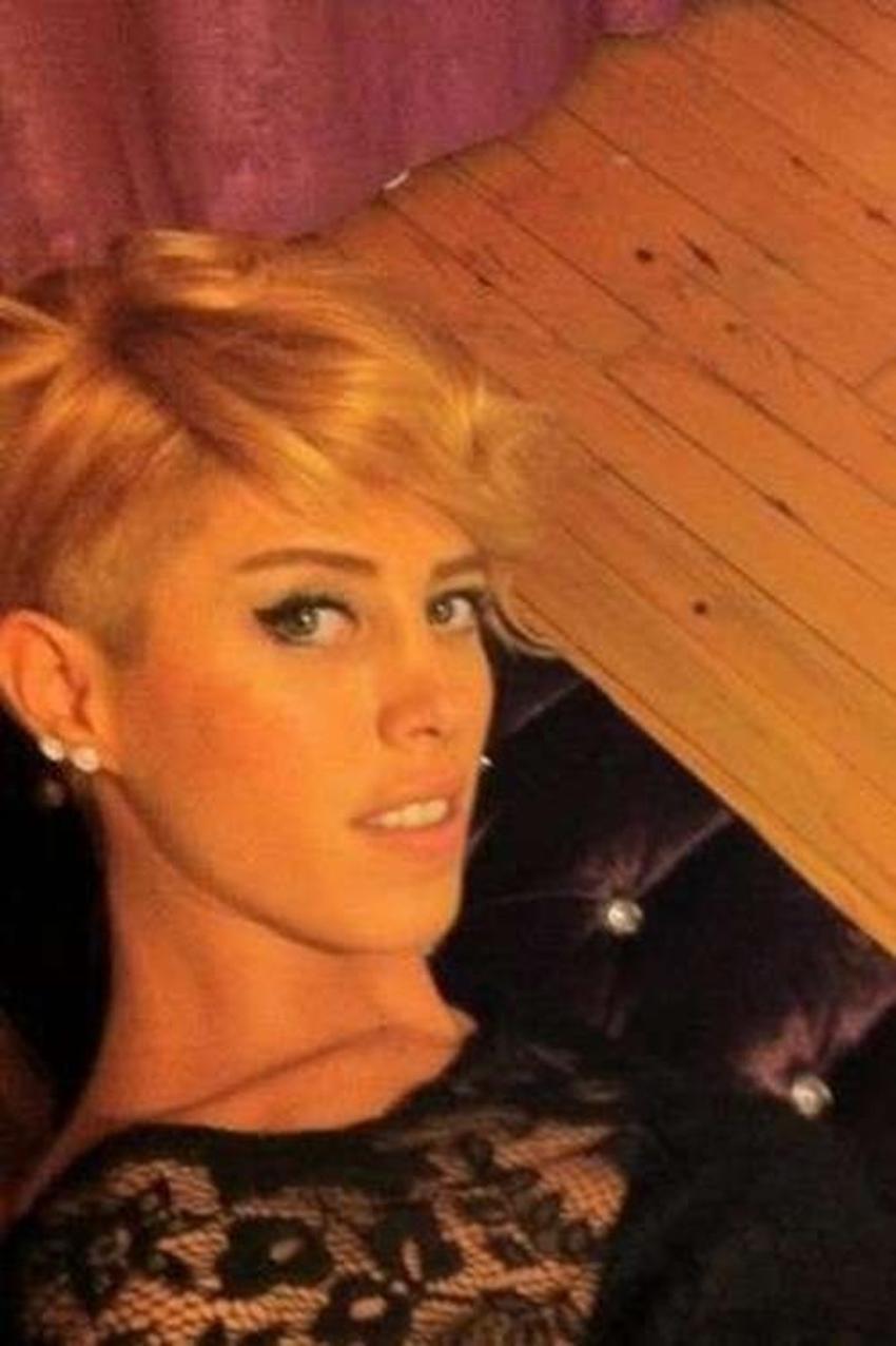'Arka Sıradakiler'in Özge'si tanınmaz halde!