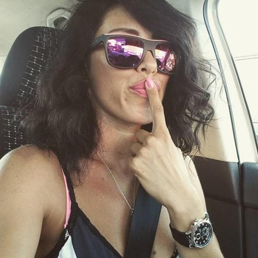 'Arka Sıradakiler'in Özge'si tanınmaz halde!