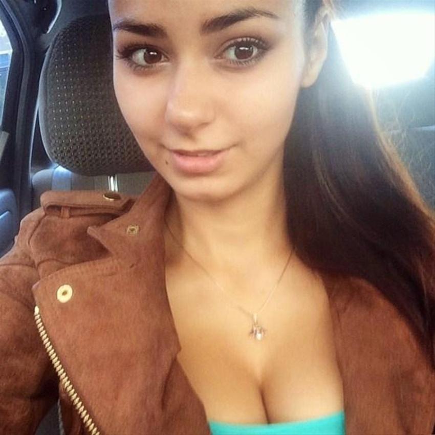 Helga Lovekaty bikiniyle Darth Vader’a aşkını ilan etti