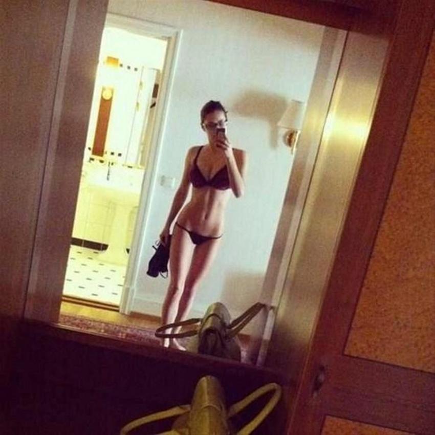 Helga Lovekaty bikiniyle Darth Vader’a aşkını ilan etti