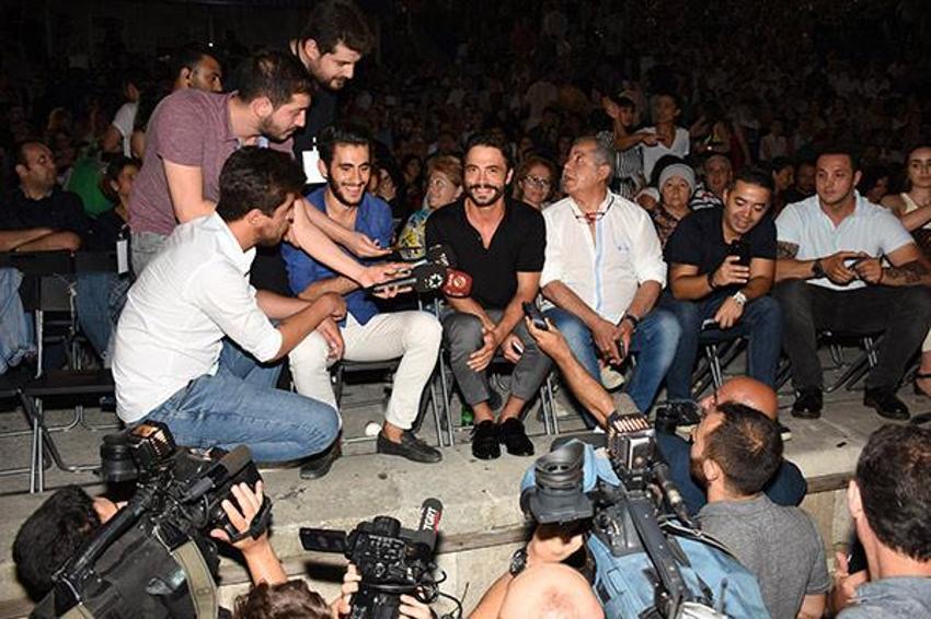 Sıla ile Ahmet Kural ilk kez el ele!