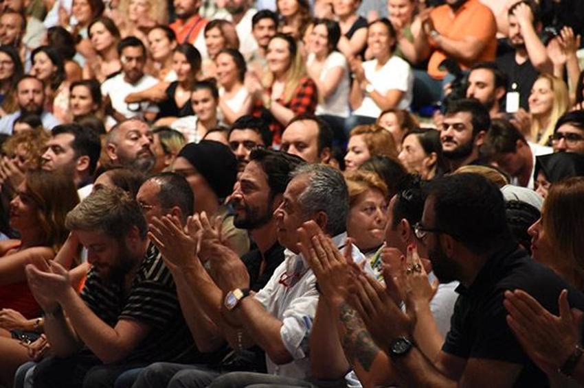 Sıla ile Ahmet Kural ilk kez el ele!
